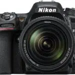Nikon D7500 avec objectif AF-S DX 18-140mm f/3.5-5.6 G ED VR