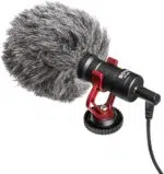 Kit pour créateurs vidéo avec un support pour téléphone et un microphone. – Image 4